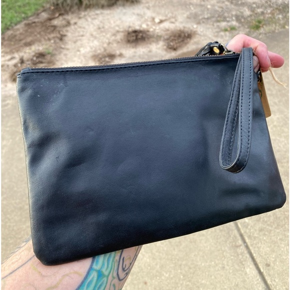 Recycled Riot Sea Lustre tooled leather fire clutch - Picture 2 of 3